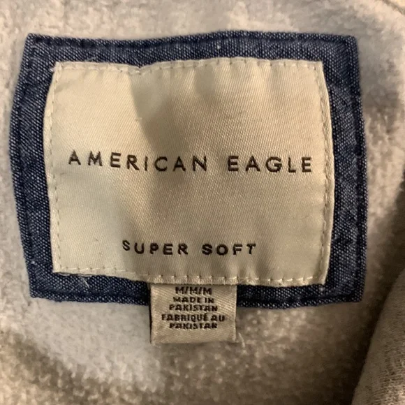 American Eagle men’s medium super soft hoodie - Picture 3 of 3